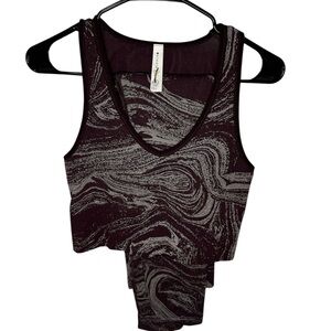 Athleta Maroon and Gray Swirl set